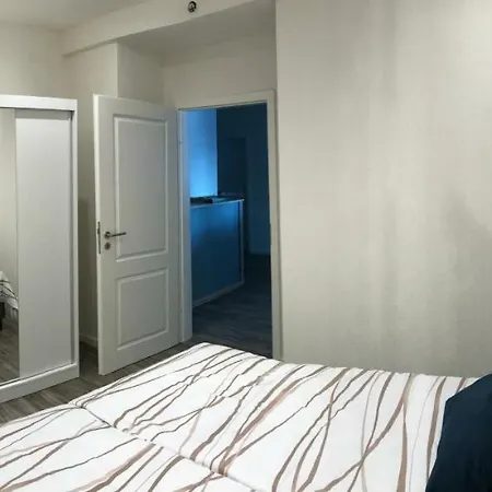 *am Stadttor*